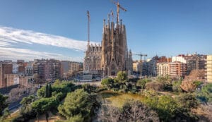 weekendowe loty Barcelona