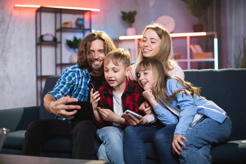 Film ze zdjęć z wakacji - zdjęcia z podróży ułożone w jeden film